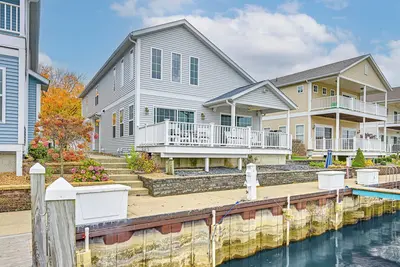 Image de St Joseph River, Lake Michigan Access: Luxury Home