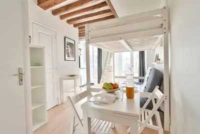 Image de New Mezzanine Studio in the Heart of Paris (4f)