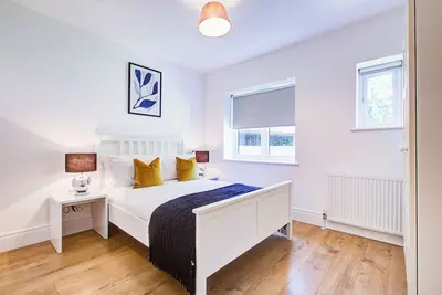 Image de Hybrid Resi - New Malden | 3 Bed.