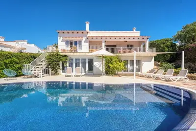 Image de Elegant villa with pool next to the beach in Punta Prima, Menorca