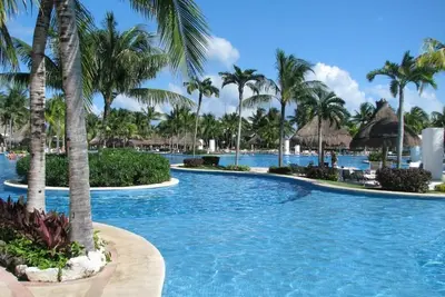 Image de Stay at the Incredible Vidanta Resorts in Mexico with Family or Friends! !