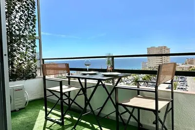 Image de Appartement Boho Charmant avec Piscine et Terrasse à Torremolinos