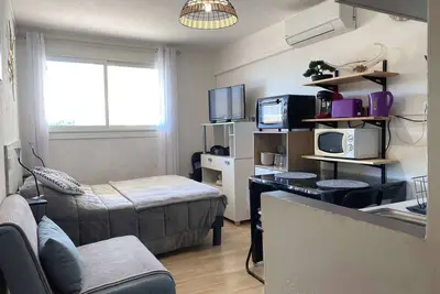 Image de Studio confort avec climatisation et wifi à Balaruc-les-Bains
