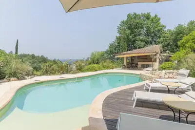 Image de Villa 'Gite' avec piscine privée, jardin privé et Wi-Fi