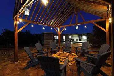 Image de Creator Cabin - Contemporary Getaway w/ Sauna