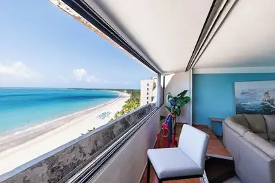 Image de Skyview Sanctuary 4br with Exclusive Beach Access
