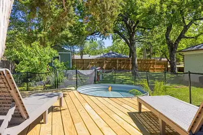 Image de The Ravenwood Retreat - 10mins from At&T Stadium