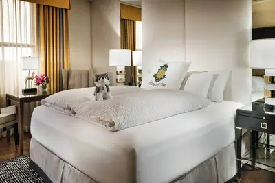 Image de Sophisticated San Francisco Room Steps Away from Union Square