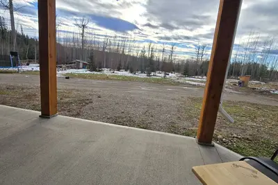 Image de Acreage with kitchen/laundry; dog friendly