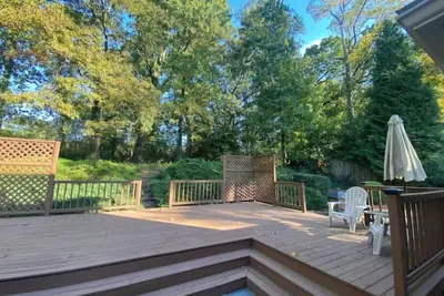 Image de Charming 3-bedroom house with WiFi, Ac in amazing Stone Mountain