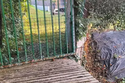 Image de Maison à la campagne à proximité d'un bois. Vue sur les Pyrénées à quelques pas