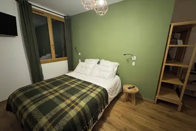 Image de Chambre cocooning en lisière de forêt