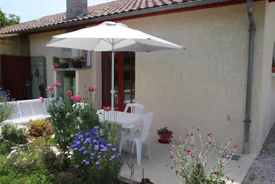 Image de Homerez - Maison familiale avec jardin Ă Lahosse