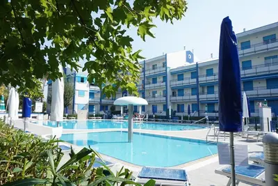 Image de Bel appartement à Caorle avec balcon