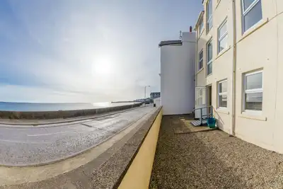 Image de Seal Rock - a seaside pet friendly apartment