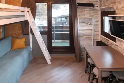 Image de Charmant studio skis aux pieds pour 4 pers, balcon sud, cœur de station