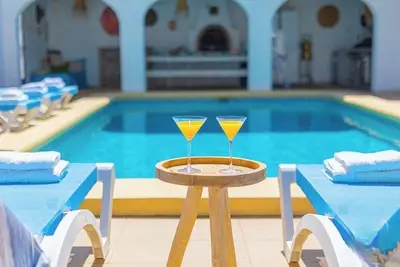Villa Aqua Vista. \n\nSEAVIEW Villa with stunning views.