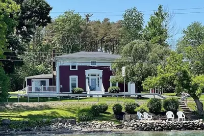 Image de Looking for accommodations in Auburn or the Fingerlakes?