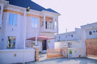 Image de Serene Luxury Stay Near Nature - Your Lekki Getaway
