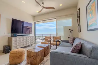 Image de Tramonti Condo/Ocean & Arch Views/Resort Access
