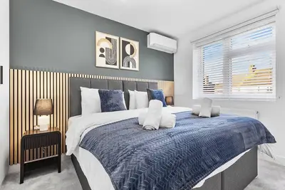 Image de Spacious 4br Home in Brentford, Free Parking