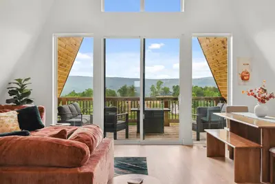 Image de New! Sunset Peak | Stunning A-frame Cabin w/ Views!