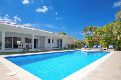 Image de 3bd Guest-friendly villa with pool in Sosua, free transportation