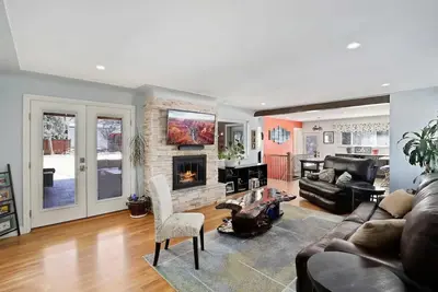 Image de Du Haven: Hot Tub, Outdoor Tv Lounge &3 Full Baths