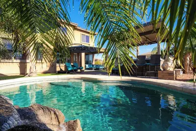 Image de Relaxing Home with Pool, Bbq & Game Room in Surprise