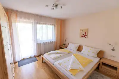 Image de Appartement \"Ferienwohnung Im Obergeschoss\" avec jardin partagé, balcon et Wi-Fi