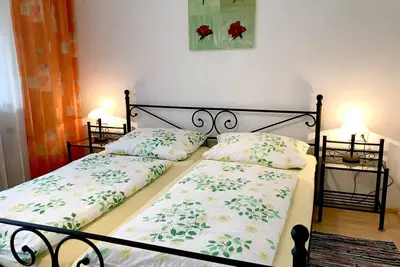 Image de Appartement \"Im Erdgeschoss\" avec terrasse privée, jardin partagé et Wi-Fi