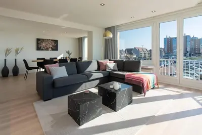 Image de Appartement rénové avec vue mer à Mariakerke