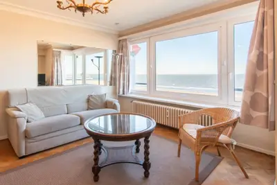 Appartement classique à côté de la plage