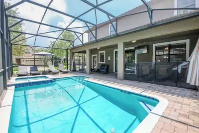 Image de Epic Game Room Experience | Private Pool Oasis