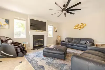 Image de Spacious 6-bedroom house with WiFi and Ac in charming Covina