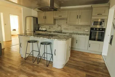 Image de 34 St. Hilarys Drive, pet friendly, luxury holiday cottage in Deganwy