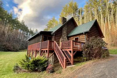 Image de River Front Cabin, Private Ponds & Hiking Trail-Located at The Barn on New River
