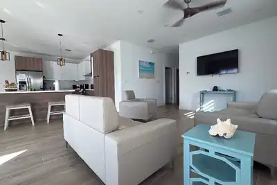 Image de El Tesoro Ii  a Beautiful 3 Bedroom 2 Bath Maratho