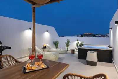 Image de Onar Luxury Suite Gaia – Jacuzzi Terrace