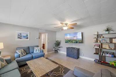 Image de Charming 3br Coastal Home Near Trails, Shops