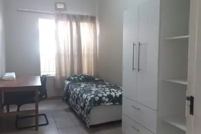 Image de Conveniently situated in the suburb of Brixton, Close to major hospitals and Uj.