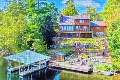 Image de Lake Lodge on Brant Lake with direct lakefront, dock access, and amazing views!