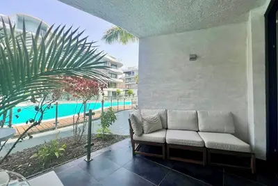 Image de Luxury ground floor apartment with garden and terrace Palm Mar. Pool view.