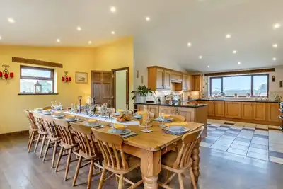 Image de Grange Farm House - Cinq Chambres Maison, Couchages 10