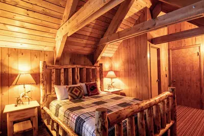 Image de Caldera Cabin - 15 Minutes From West Yellowstone