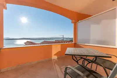 Image de Superbe appartement à Turanj