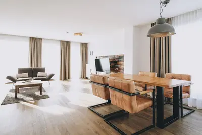 Apartments Goldbergblick - Top 1, Balcony & Mountain view