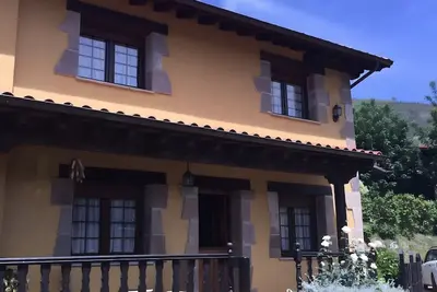 Image de Maison de campagne \"Los Avellanos 2\" avec vue sur la montagne, terrasse privée et jardin privé