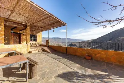 Image de Maison de campagne \"Casa El Balcón\" avec vue sur la montagne, Wi-Fi et climatisation
