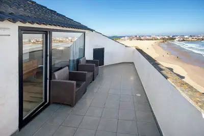 Image de Chambre 'Top Floor North Suite' avec vue sur la mer, terrasse privée et Wi-Fi